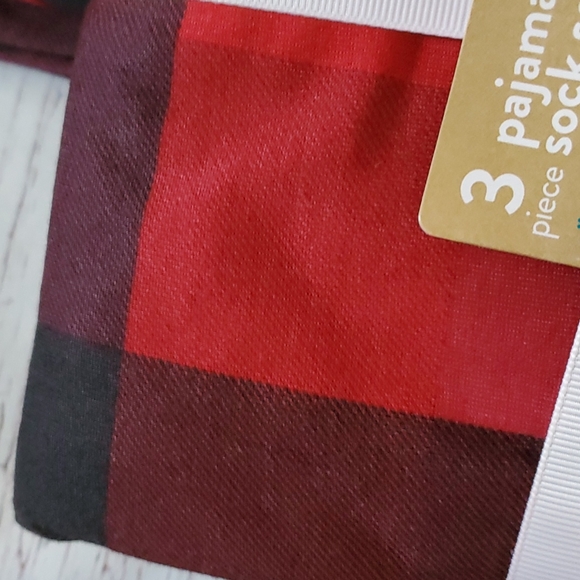 🆕️ CHRISTMAS FAMILY MATCHING PAJAMAS 🎄 - Picture 5 of 9